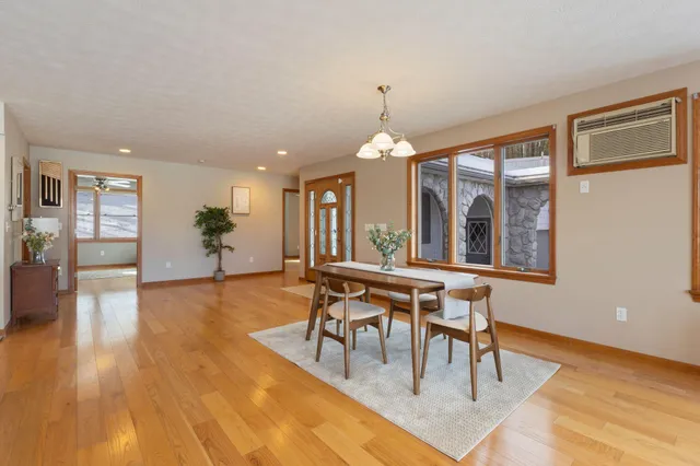 $799,000 | 5 Trix Lane, Biddeford, ME 04005