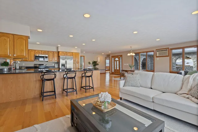 $799,000 | 5 Trix Lane, Biddeford, ME 04005