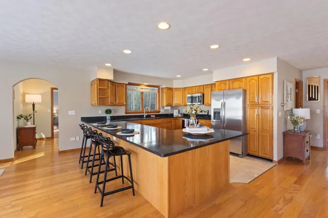 $799,000 | 5 Trix Lane, Biddeford, ME 04005