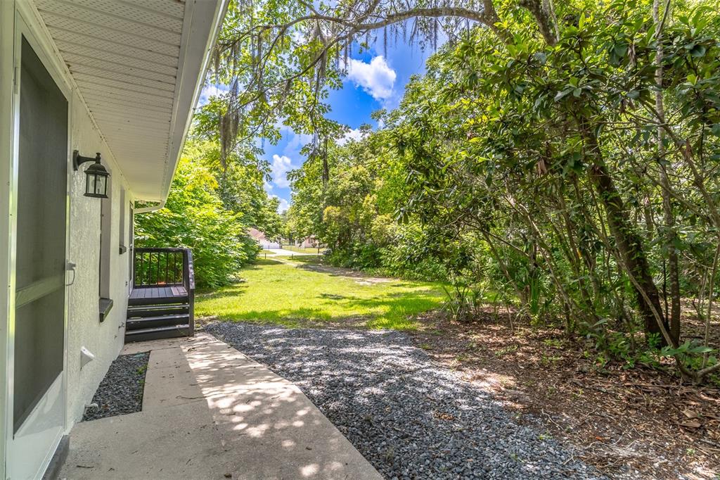 497 West Beresford Road DeLand, FL 32720 - Photo 27 of 44
