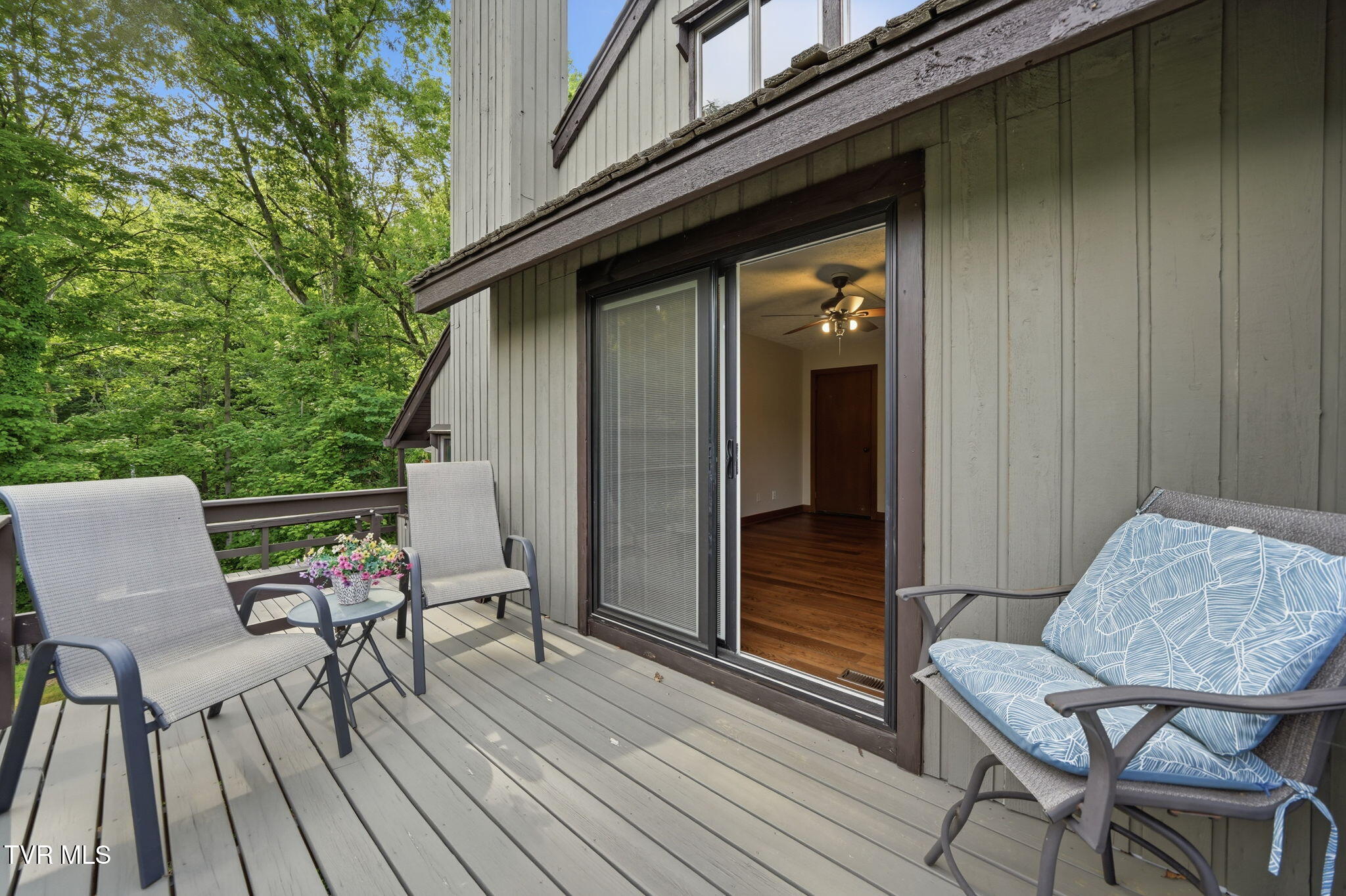 138 Columbine Road Kingsport, TN 37660 - Photo 31 of 50 30-web-or-mls-028_DSC03305