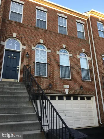 $3,400 | 42060 Fremont Preserve Square, Aldie, VA 20105