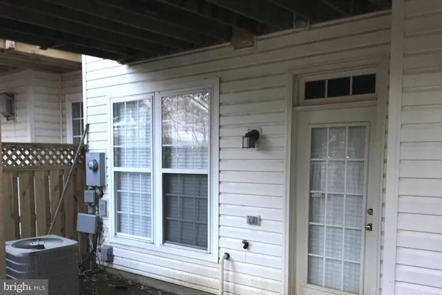 $3,400 | 42060 Fremont Preserve Square, Aldie, VA 20105