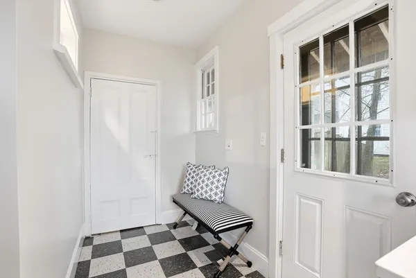 $679,000 | 190 South Street, Unit B, Hingham, MA 02043