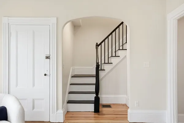 $679,000 | 190 South Street, Unit B, Hingham, MA 02043