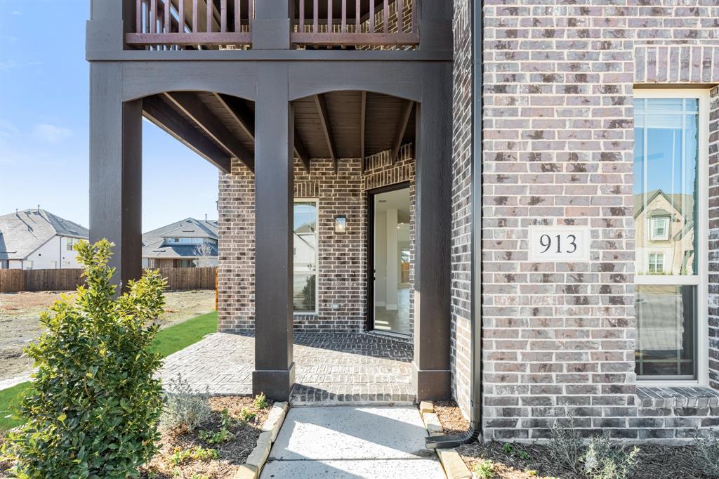 913 Firewood Way Anna, TX 75409 - Photo 4 of 40