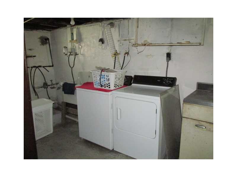 302 Ridge Boulevard Connellsville, PA 15425 - Photo 13 of 14 Other. Laundry hookups