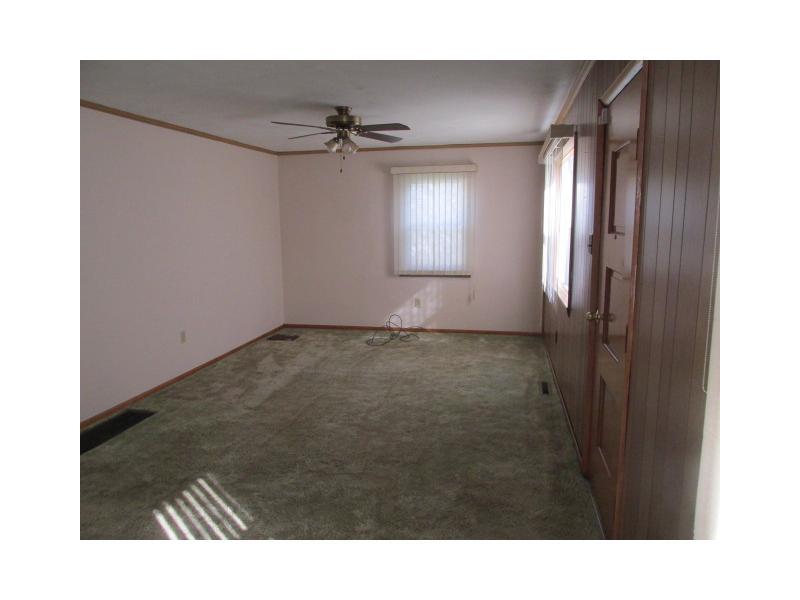 302 Ridge Boulevard Connellsville, PA 15425 - Photo 4 of 14 Living Room. Opposite view