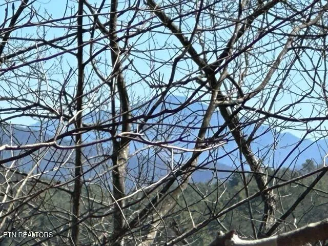 $87,000 | 864 Stonegate Way, Townsend, TN 37882