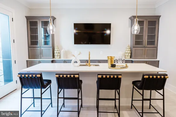 $2,589,000 | 9340 Chestnut Knolls Drive, Fairfax, VA 22032