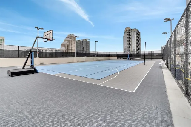 $7,500 | 150 East Robinson Street, Unit 2002, Orlando, FL 32801