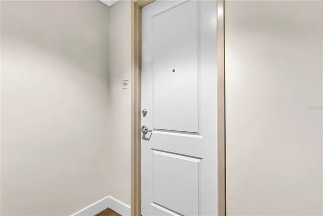 $7,500 | 150 East Robinson Street, Unit 2002, Orlando, FL 32801