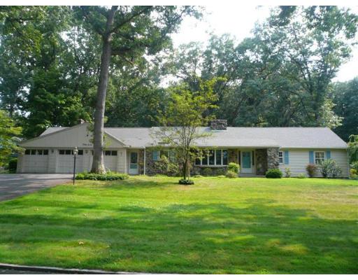 47 Overlook Drive Springfield, MA 01118 - Photo 1 of 18 Gallery Image 1