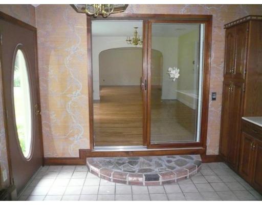 47 Overlook Drive Springfield, MA 01118 - Photo 11 of 18 Gallery Image 11
