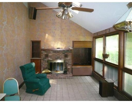 47 Overlook Drive Springfield, MA 01118 - Photo 12 of 18 Gallery Image 12