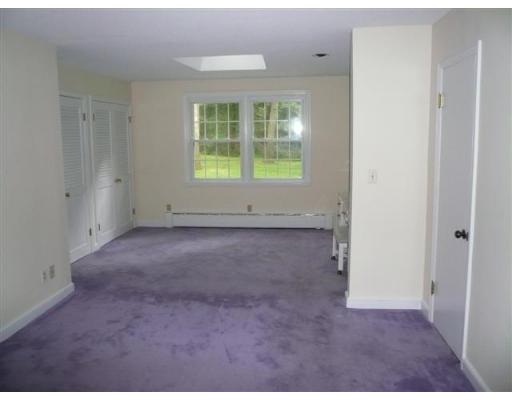 47 Overlook Drive Springfield, MA 01118 - Photo 13 of 18 Gallery Image 13
