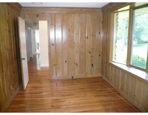 47 Overlook Drive Springfield, MA 01118 - Photo 4 of 18 Gallery Image 4