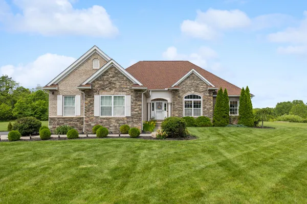 $579,900 | 53 Club House Drive, South Charleston, OH 45368