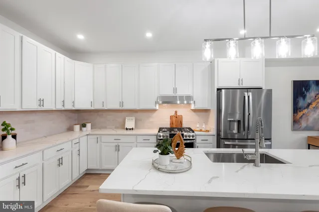 $1,100,000 | 5404 4th Street Northwest, Unit 2, Washington, DC 20011