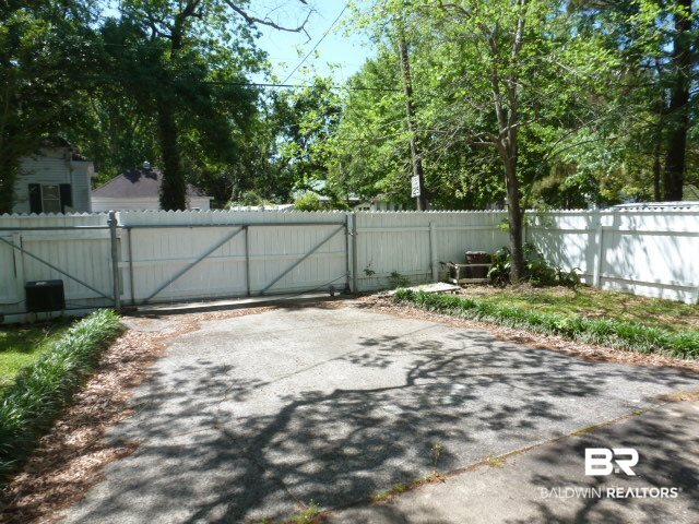260 South Ann Street Mobile, AL 36604 - Photo 19 of 23