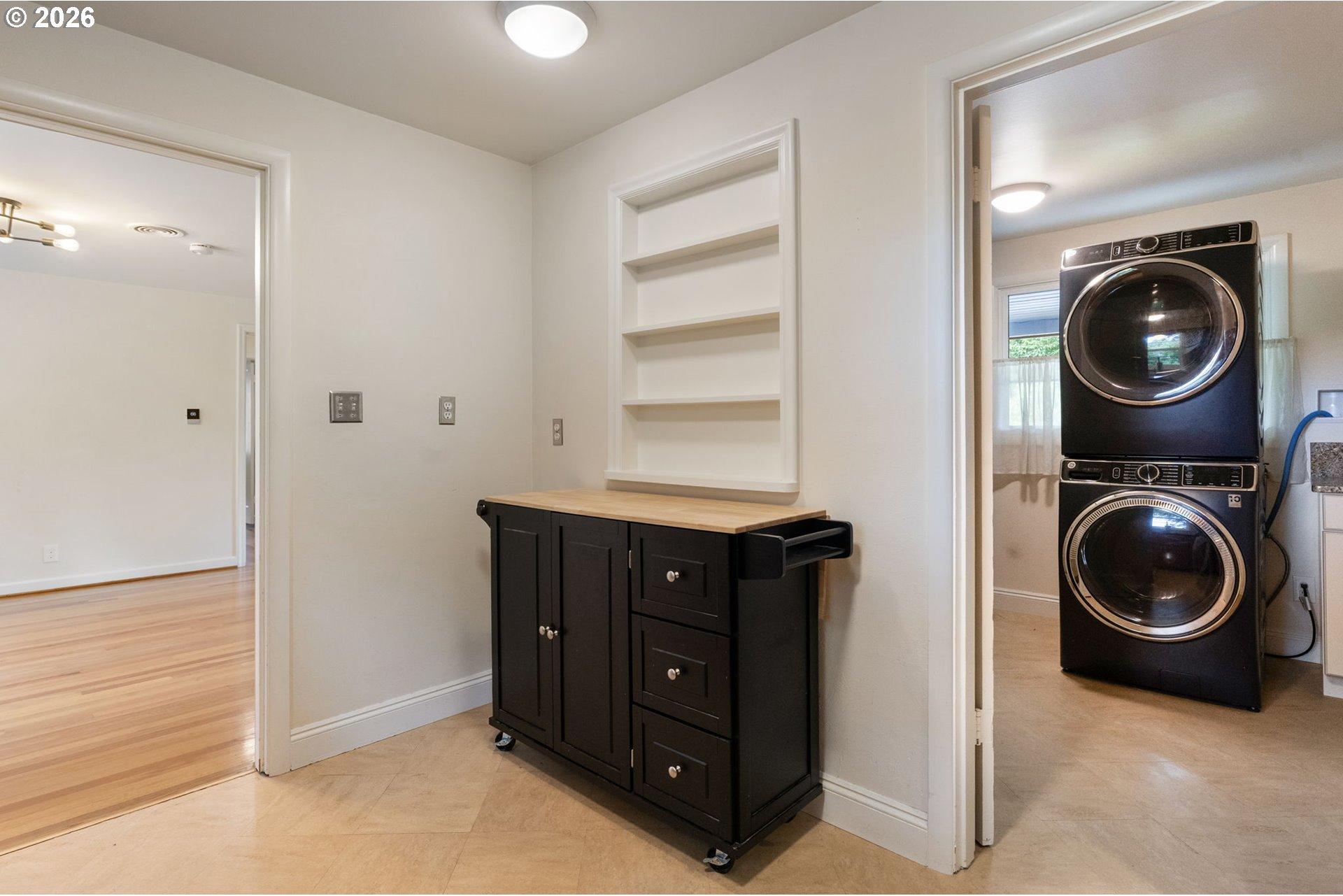 9125 Southwest Garden Home Road Portland, OR 97223 - Photo 13 of 38 Gallery Image 13