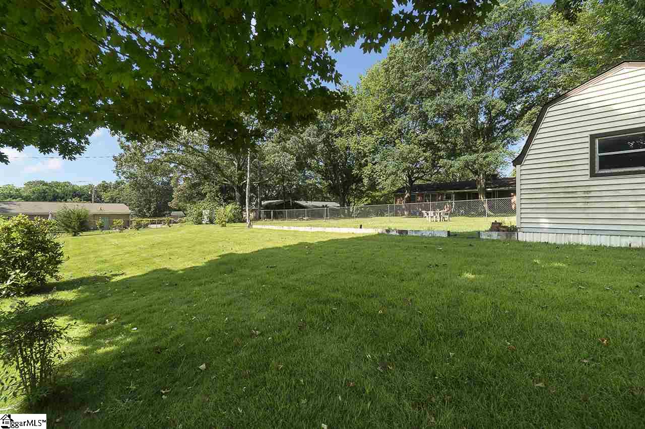 18 Sandringham Road Taylors, SC 29687 - Photo 33 of 36 Gallery Image 33