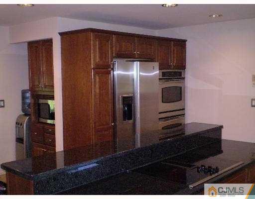3 Dorset Road Colonia, NJ 07067 - Photo 5 of 5 Gallery Image 5
