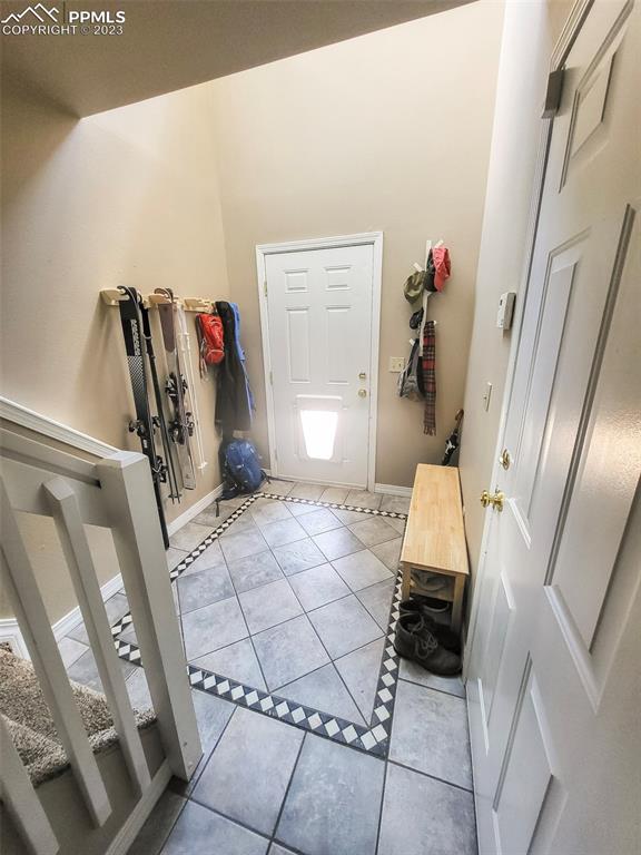 4440 Prairie Street Cascade, CO 80809 - Photo 10 of 31 a view of living room