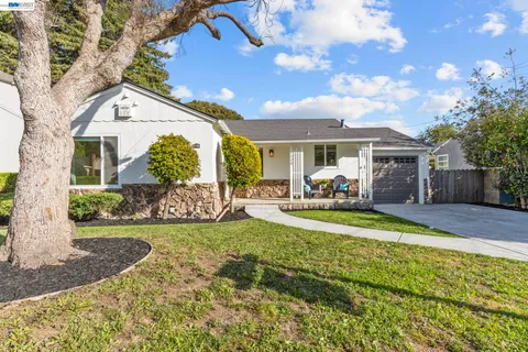 $725,000 | 1726 137th Avenue, San Leandro, CA 94578