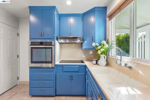 $725,000 | 1726 137th Avenue, San Leandro, CA 94578