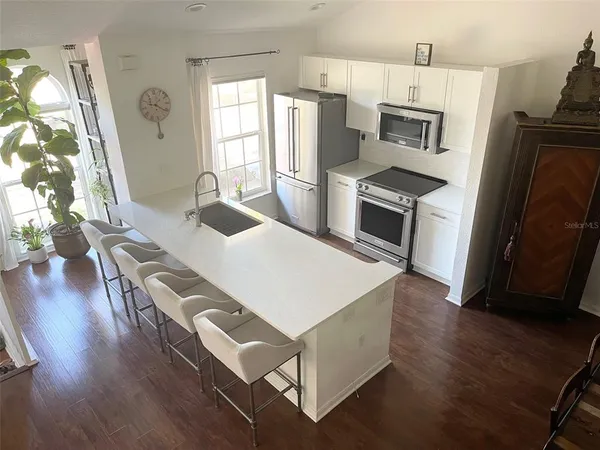 $2,400 | 4275 Castle Bridge, Unit 1324, Sarasota, FL 34238