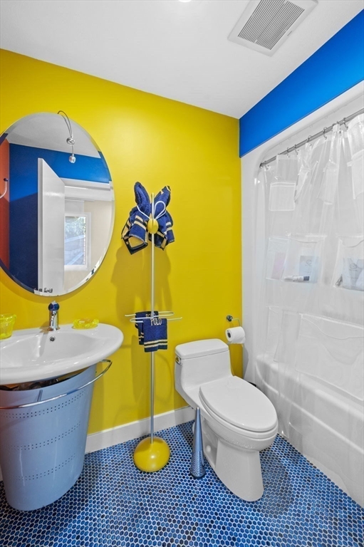 26 Sherwood Road Swampscott, MA 01907 - Photo 24 of 38 Gallery Image 24