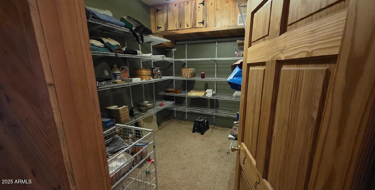 2062 East Horseshoe Springs Road Winkelman, AZ 85192 - Photo 22 of 32 2nd Walk in pantry
