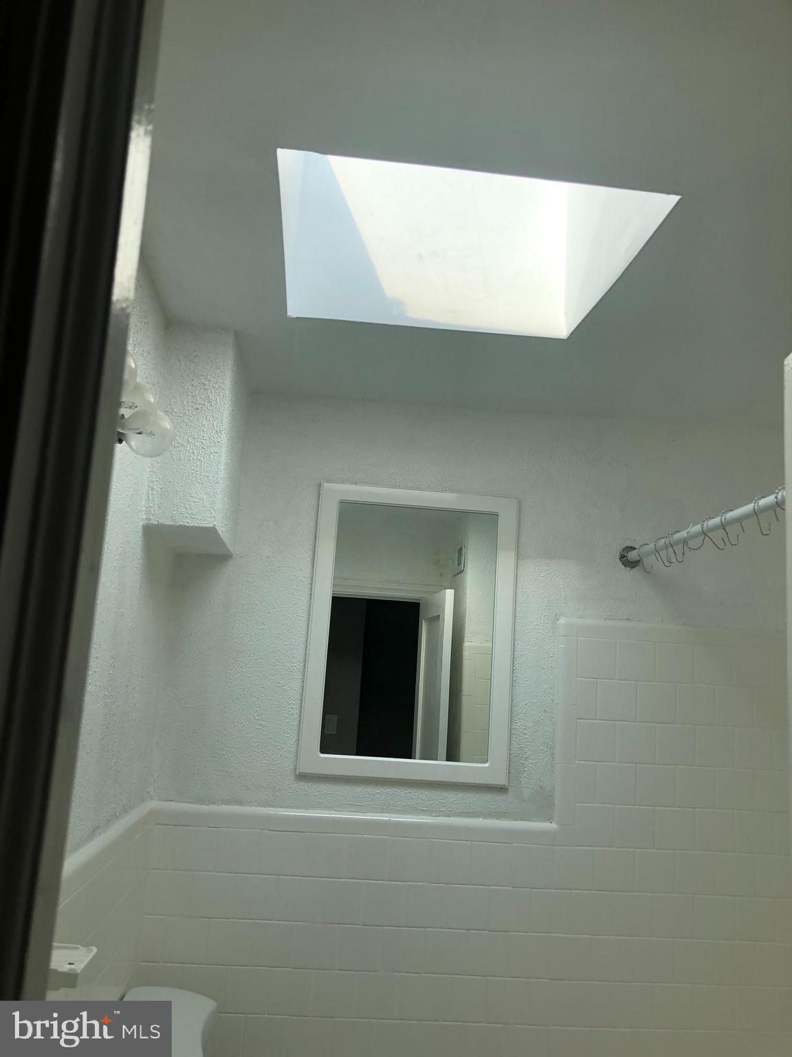 3541 Benzinger Road Baltimore, MD 21229 - Photo 24 of 33 a view of a hallway