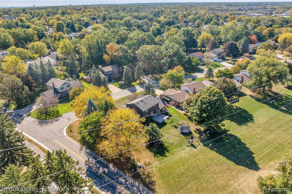 700 Denham Lane Rochester Hills, MI 48307 - Photo 51 of 56