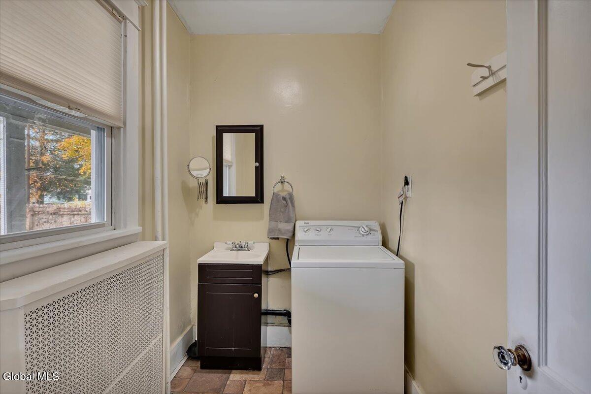 107 Kent Street Albany, NY 12206 - Photo 14 of 27 19-P1606474