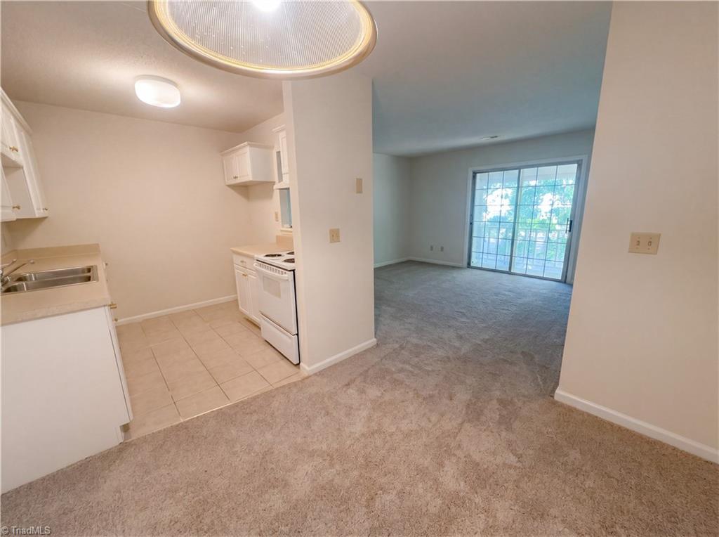 5655 Hornaday Road, Unit F Greensboro, NC 27409 - Photo 9 of 17