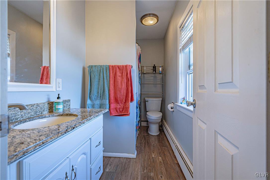 327 Broad Street Emmaus, PA 18049 - Photo 13 of 27 Gallery Image 13
