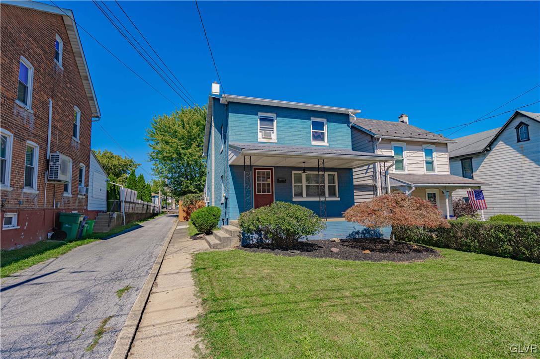 327 Broad Street Emmaus, PA 18049 - Photo 2 of 27 Gallery Image 2