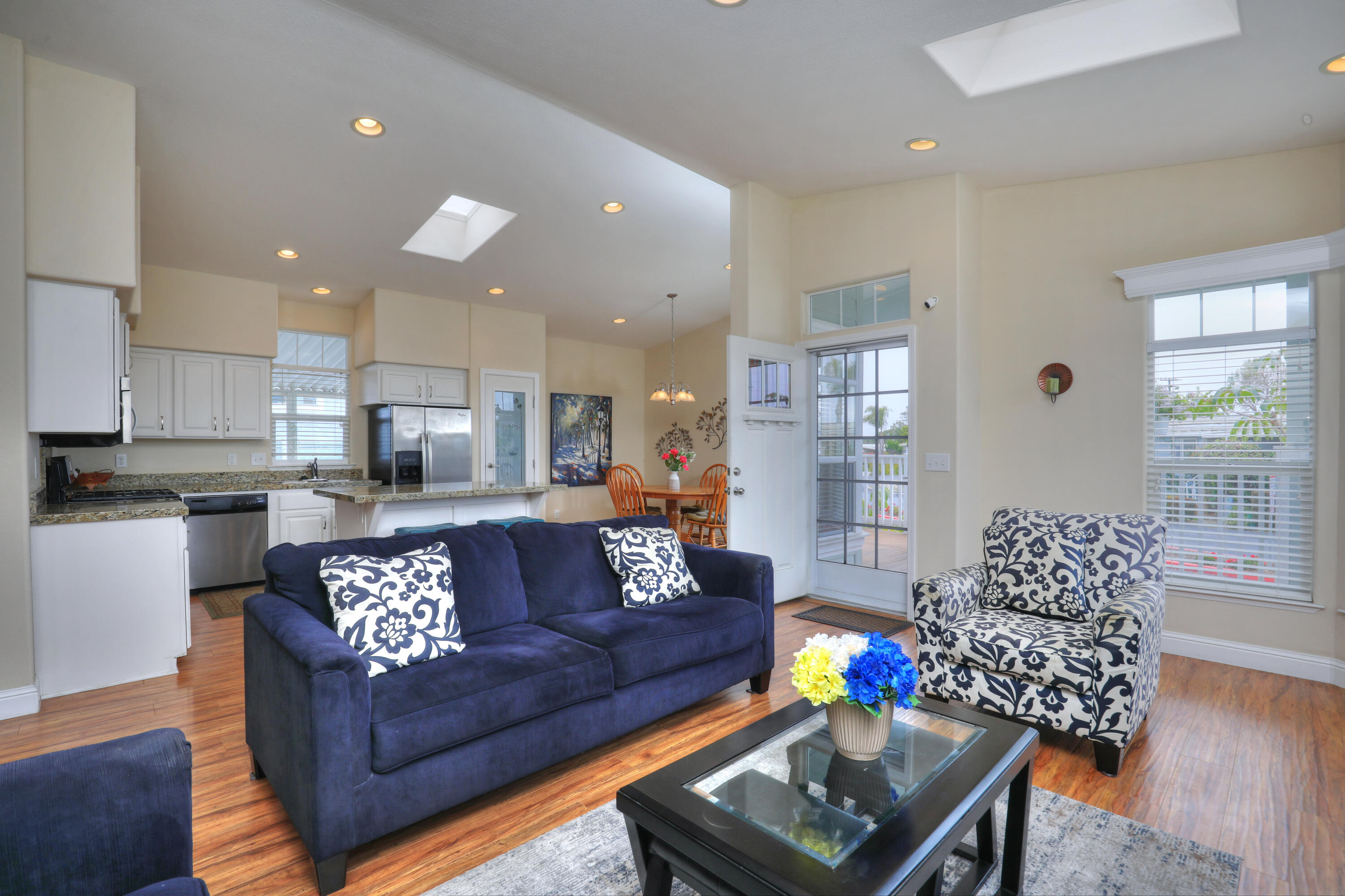 30 Winchester Canyon Road, Unit 3 Goleta, CA 93117 - Photo 5 of 19 30 Winchester Dining, Kitchen & Living R