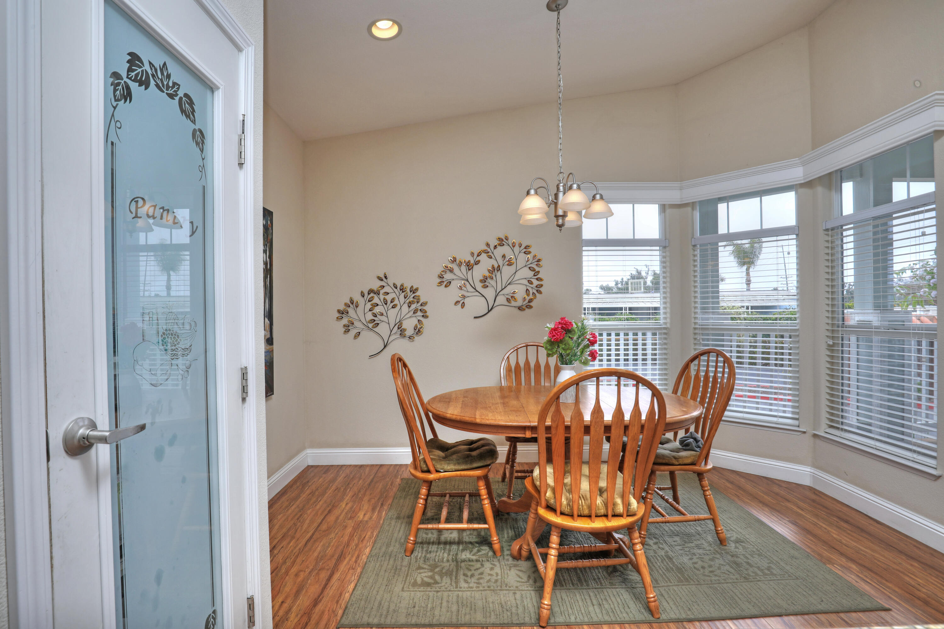 30 Winchester Canyon Road, Unit 3 Goleta, CA 93117 - Photo 8 of 19 30 Winchester Dining