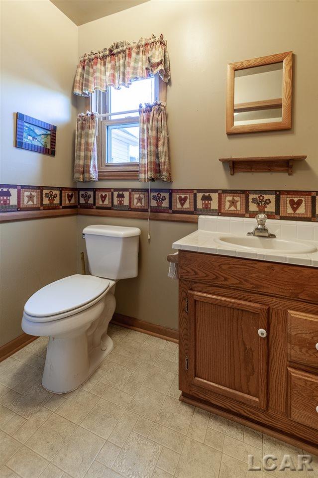 6192 Centennial Road Tecumseh, MI 49286 - Photo 30 of 51 50005216-29.JPG