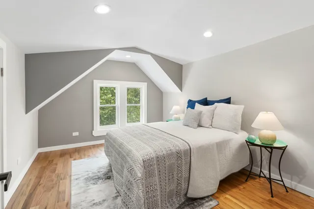 $1,099,000 | 6129 North Ravenswood Avenue, Chicago, IL 60660