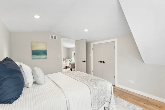 $1,099,000 | 6129 North Ravenswood Avenue, Chicago, IL 60660