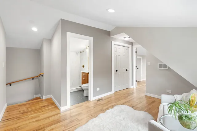 $1,099,000 | 6129 North Ravenswood Avenue, Chicago, IL 60660