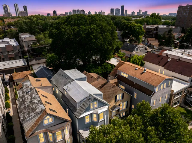 $1,099,000 | 6129 North Ravenswood Avenue, Chicago, IL 60660