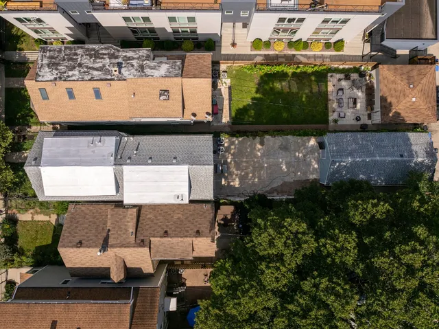 $1,099,000 | 6129 North Ravenswood Avenue, Chicago, IL 60660