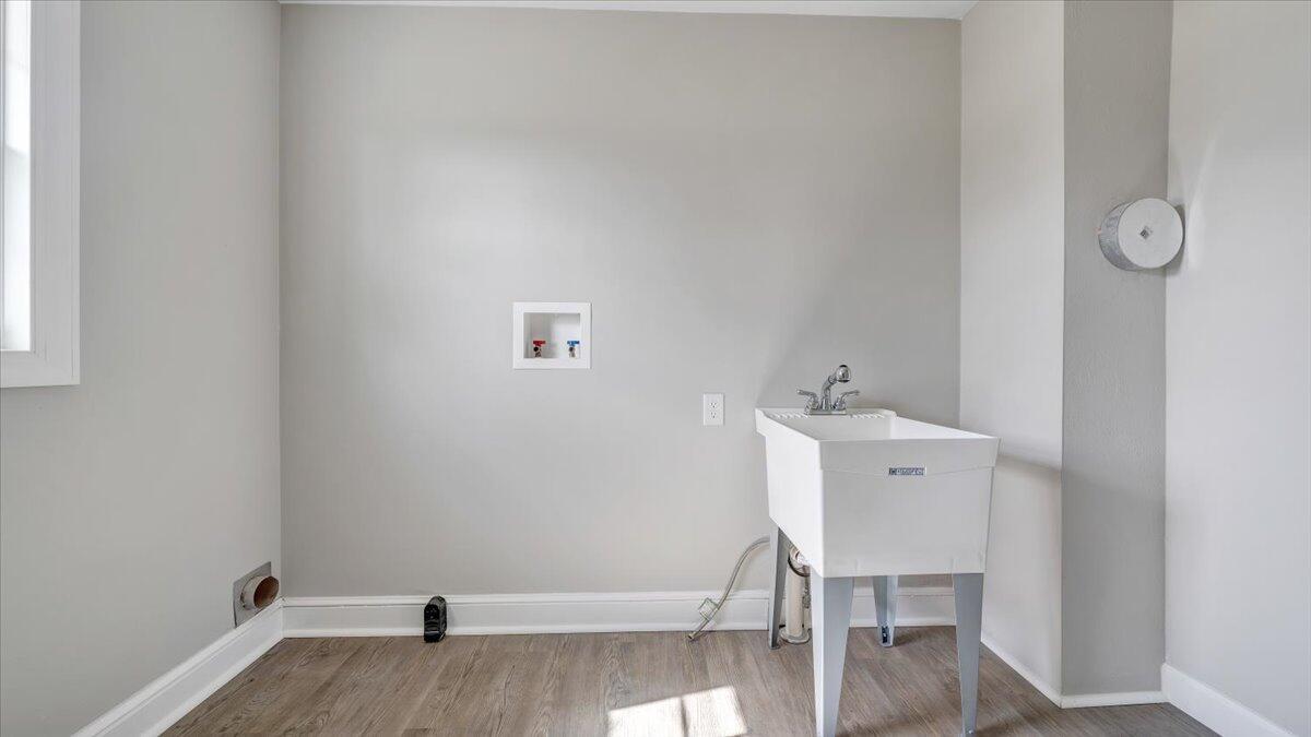 200 Cornell Road Rocky Mount, VA 24151 - Photo 15 of 44 a room with a table and chair