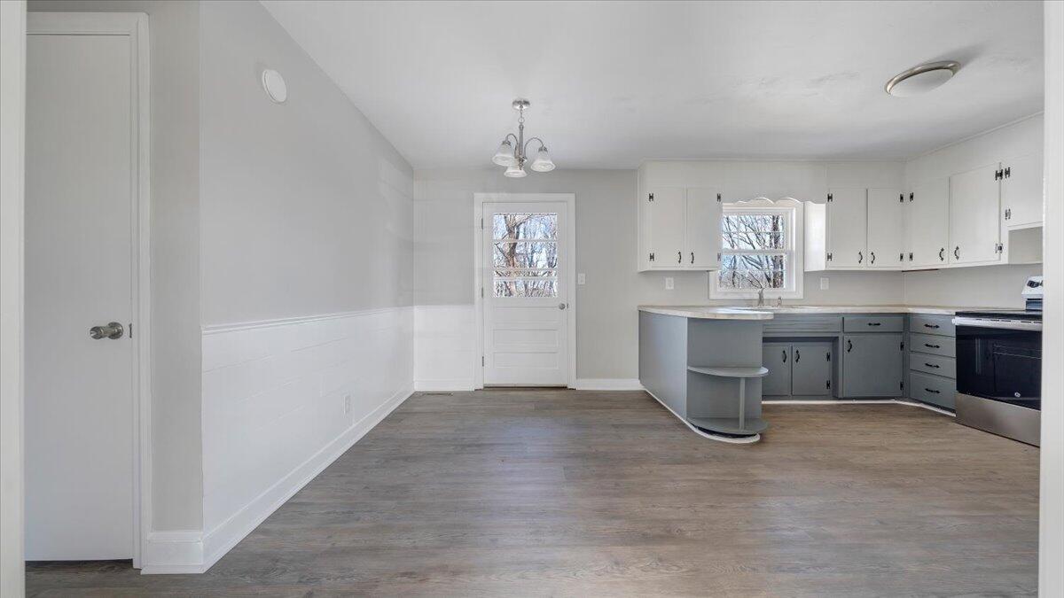 200 Cornell Road Rocky Mount, VA 24151 - Photo 10 of 44 a view of a kitchen with electric appliances