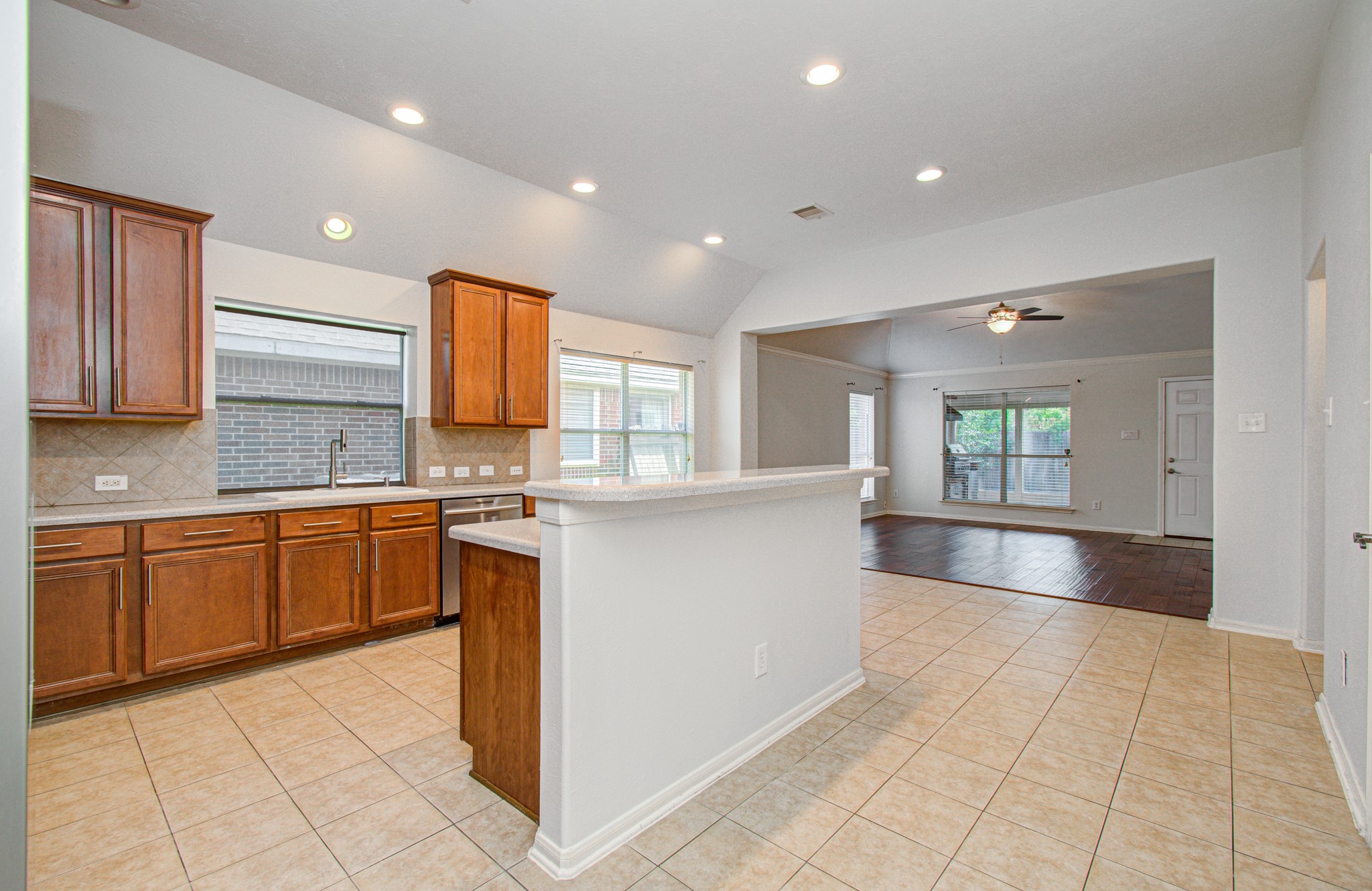 21922 Catoosa Drive Spring, TX 77388 - Photo 10 of 42